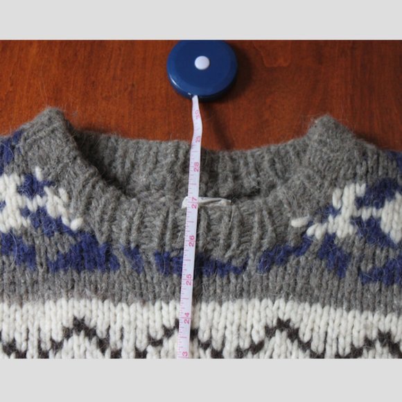 XL mens (or XXL Womens) 100% Wool Sweater - Picture 7 of 8